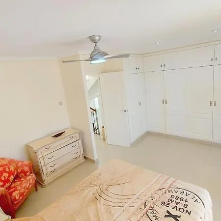 Paradise Campello إل كامبيلو