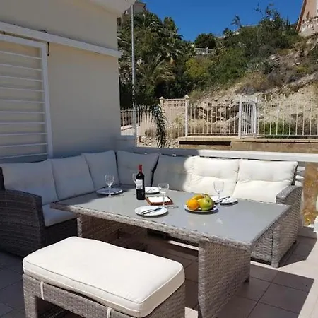 Paradise Campello فيلة